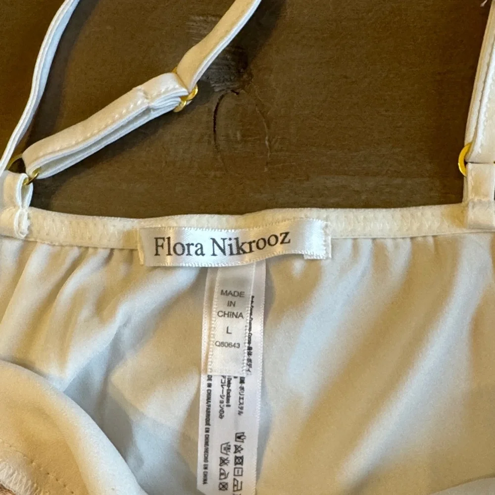 Flora Nikrooz Rosa Cami Short Set - Ivory - Floral Lace Trim - Large - NWT - Picture 2 of 14